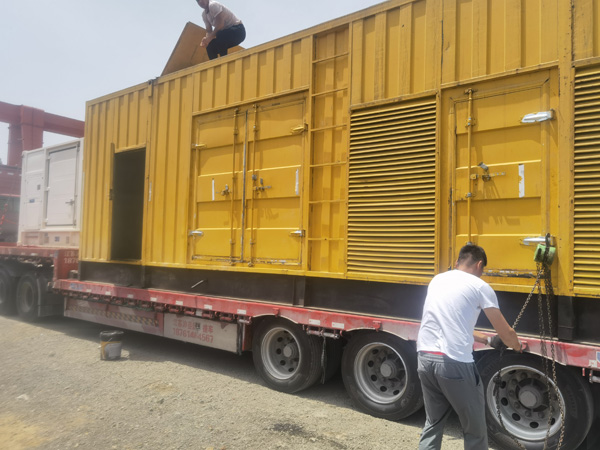 丹徒除了负载情况和发动机维护，还有哪些因素会影响 200kw 柴油发电机的油耗？